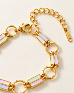 Pulseira Opala, pulseira dourada com pedras irisadas (pormenor 6) — Solène Lisboa
